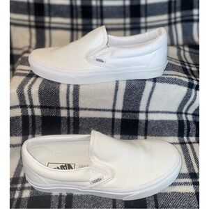 NWT VANS Classic Slip On Sneakers